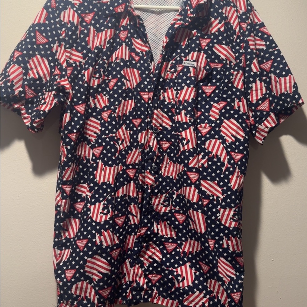 Columbia PFG Men’s Small Patriotic Flag Print Casual Button Down Shirt